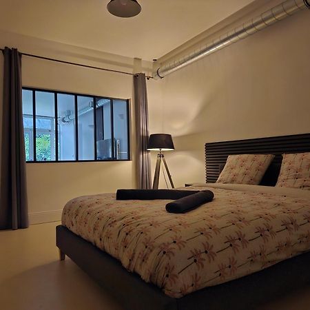 Troglodyte Baths Apartment Saint-Étienne-de-Chigny Екстериор снимка